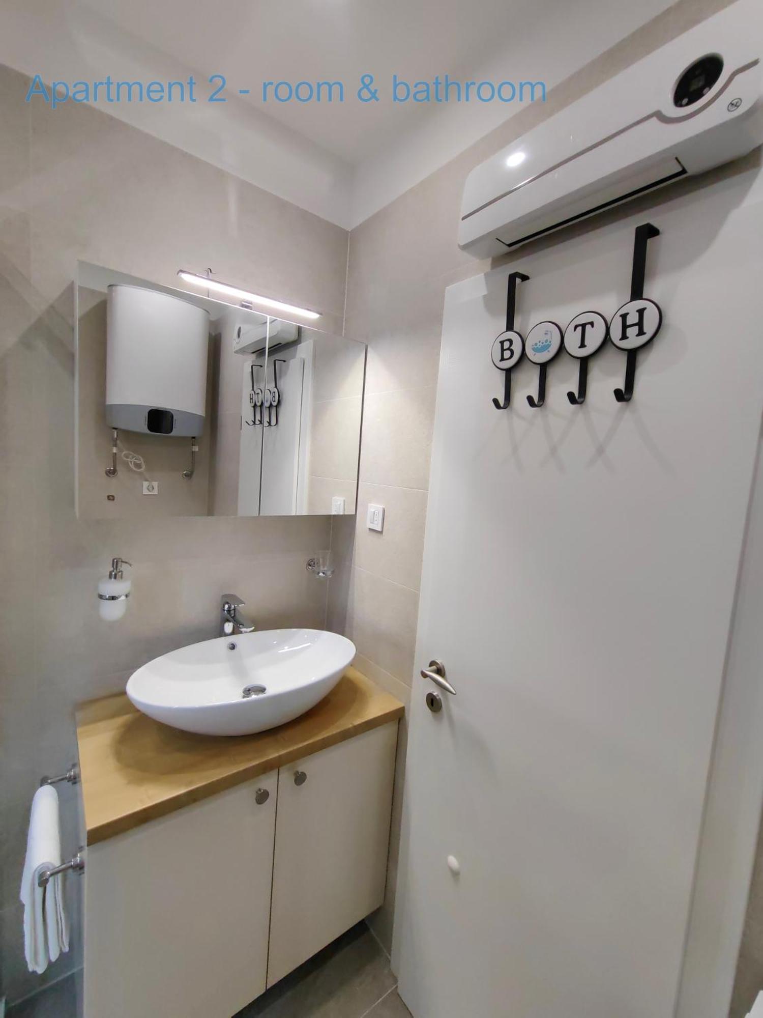 Relax And Enjoy Apartments Split Exterior foto